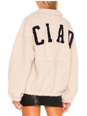 NWT LPA REVOLVE Ciao Pullover FUZZY in Beige